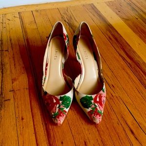 Talbots 7 1/2 summer shoe.